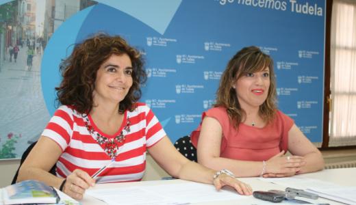 Mª Cruz Aquerreta (Fira Educación) y Silvia Cepas (Concejala de Educación).