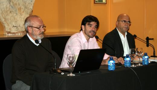 Koldo Lasa (Vicepresidente de la Spain Film Commission ), Eneko Larrarte y Carlos Rosado (Presidente de Spain Film Commission ).