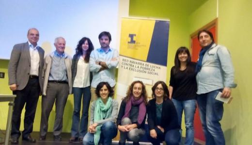 Participantes en la Jornada de ayer junto al alcalde Eneko Larrarte